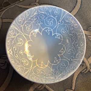 Patina Vie Tidbit Bowl in blue and white